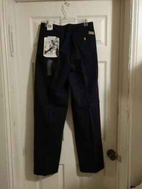 Arizona Men's Navy Blue Khakis Pleated Front Sz 30 W 32 L New With Tags